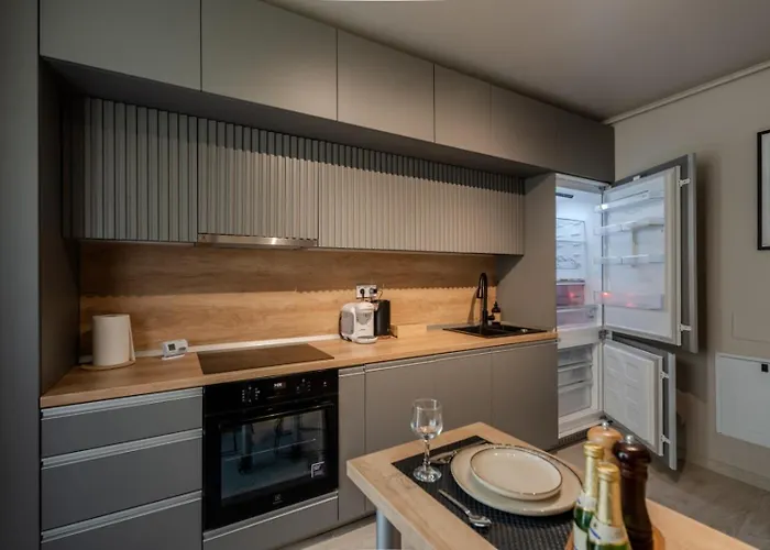 Апартаменты La Gloire - Comfort By Blvd 8b2 - Free Parking Бухарест