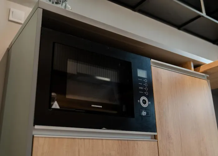 La Gloire By Blvd 8b2 - Premium Exclusive Comfort