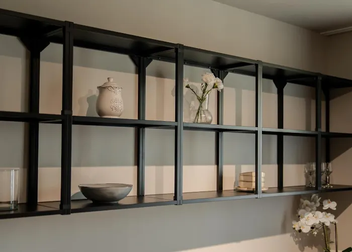 La Gloire By Blvd 8b2 - Premium Exclusive Comfort